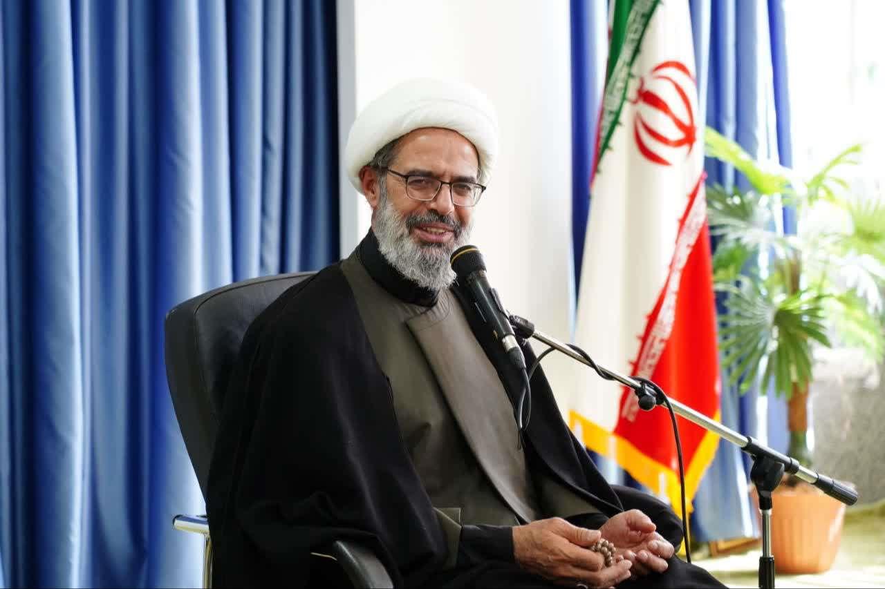 امام جمعه بجنورد: فرهنگ عاشورا با رفاه‌زدگی و بی‌تفاوتی در برابر حق سازگار نیست